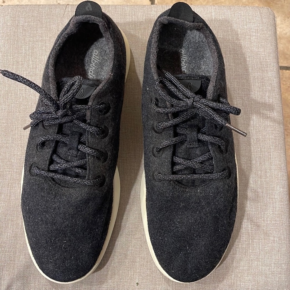 Men’s Allbirds Wool Runners in Black with Cream sole , Size 12